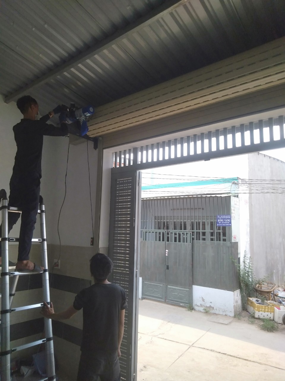 Cửa Cuốn Đức Việt Door