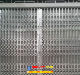 CỬA KÉO INOX CÓ LÁ U dày 8dem